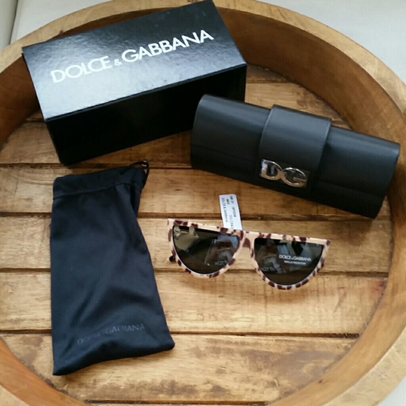 Dolce & Gabbana sunglasses - Picture 2 of 8
